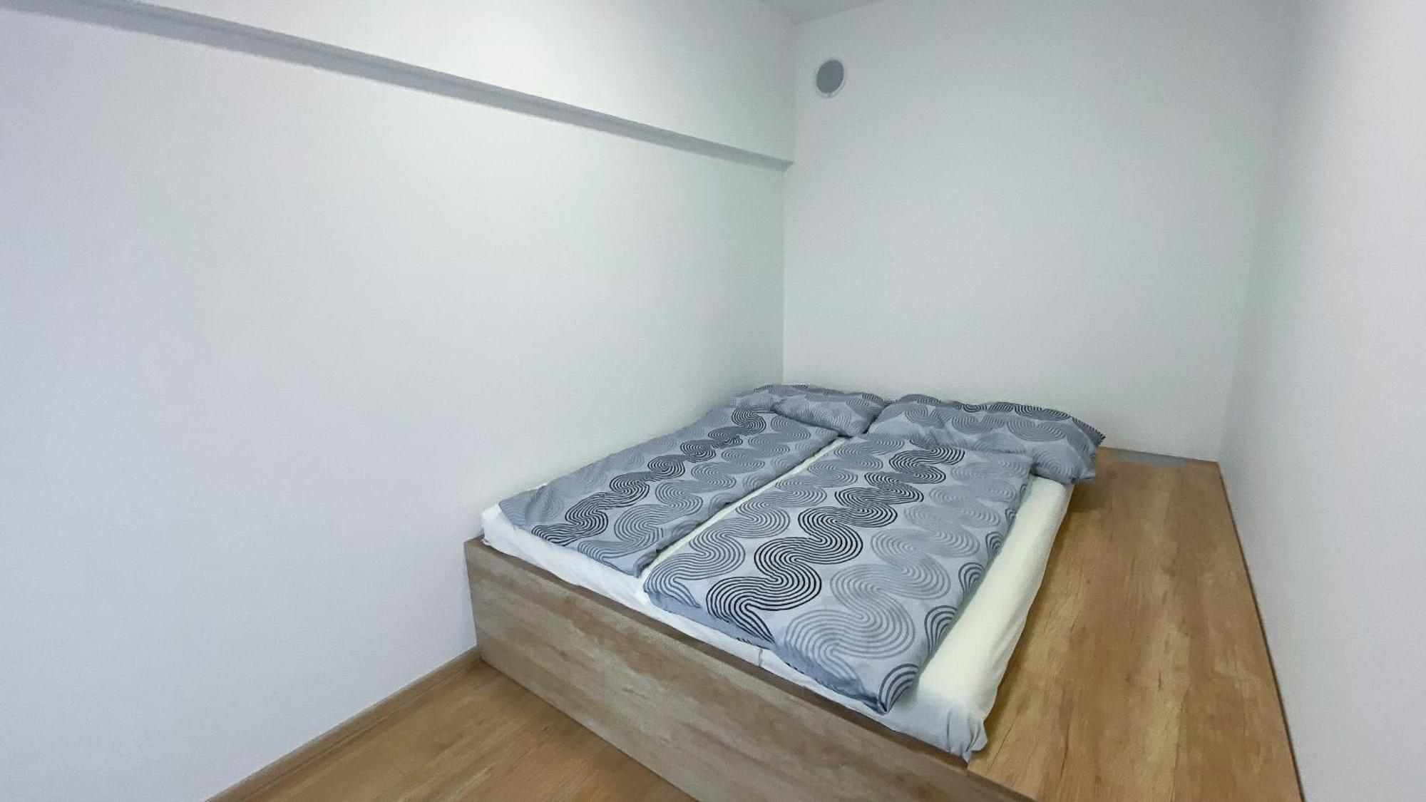 Riverfront Apartment Besenova Luaran gambar