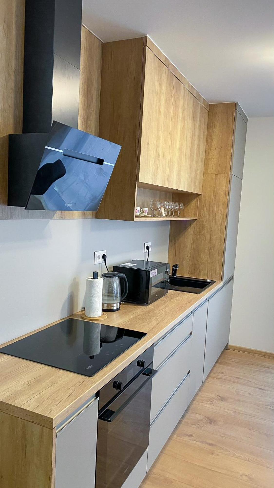 Riverfront Apartment Besenova Luaran gambar