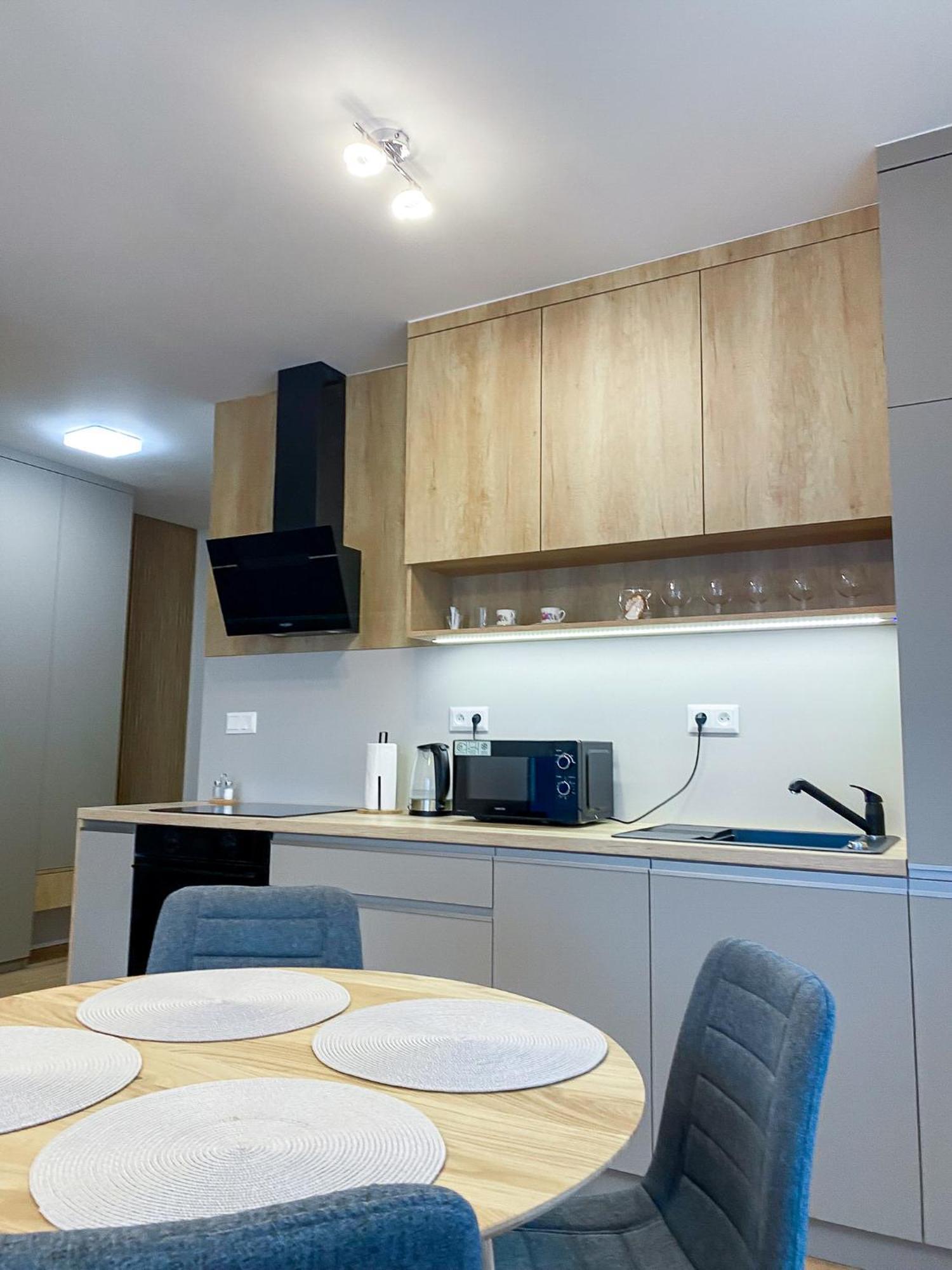 Riverfront Apartment Besenova Luaran gambar
